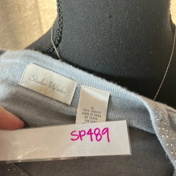 Blue Studio Works Sweater - Picture 4 of 4